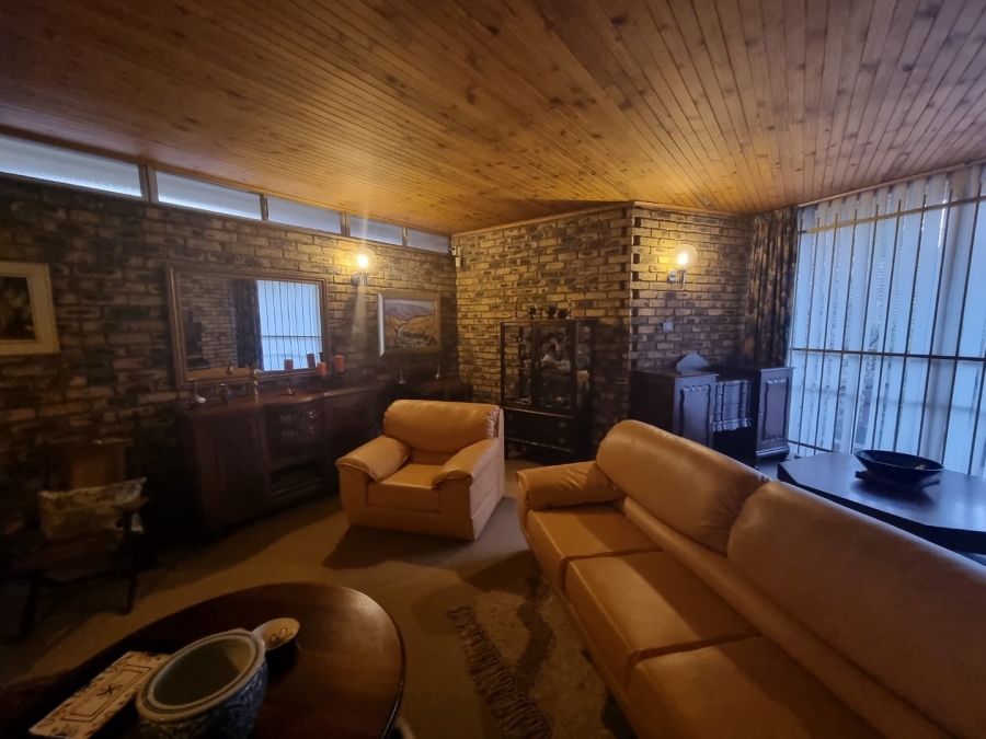 4 Bedroom Property for Sale in Sasolburg Free State